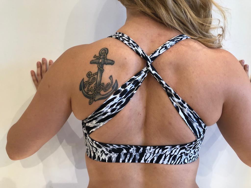 XS Snow Leopard Twisty Bra